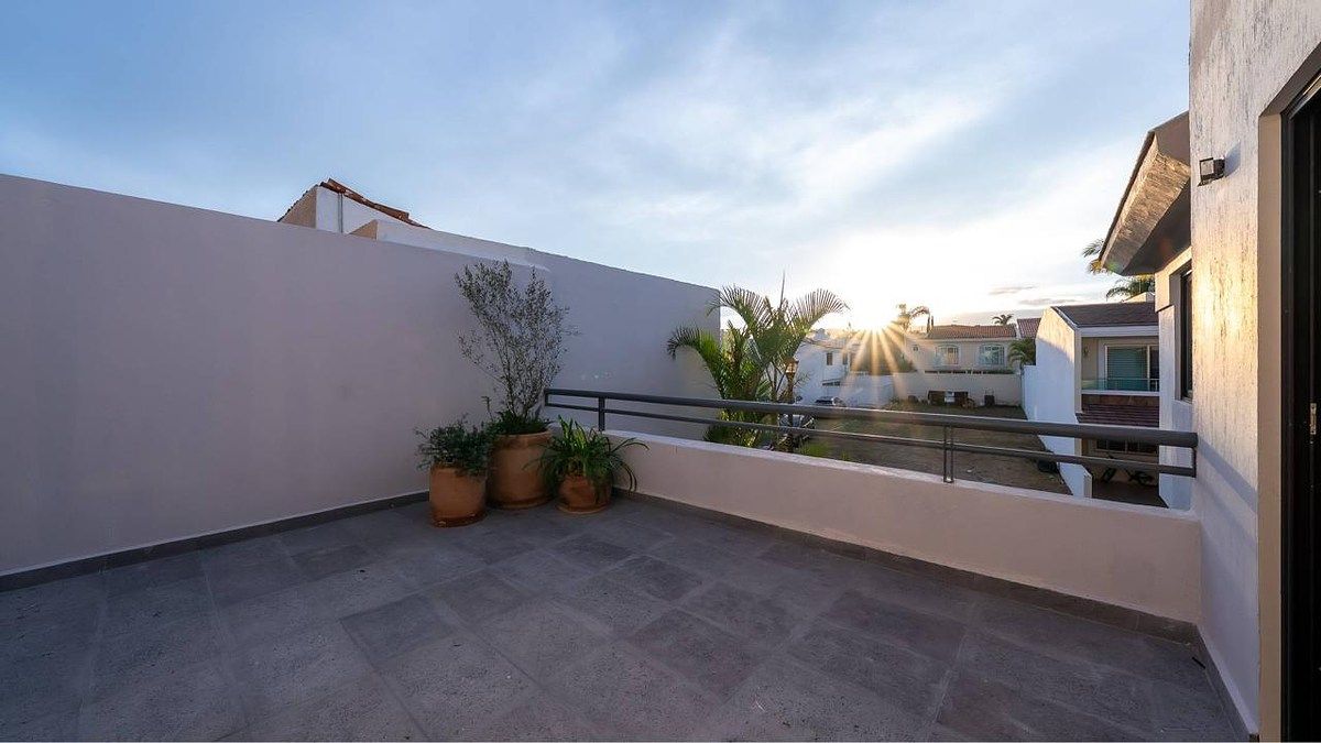 Casa em Virreyes Residencial, Zapopan, foto 3 de 28
