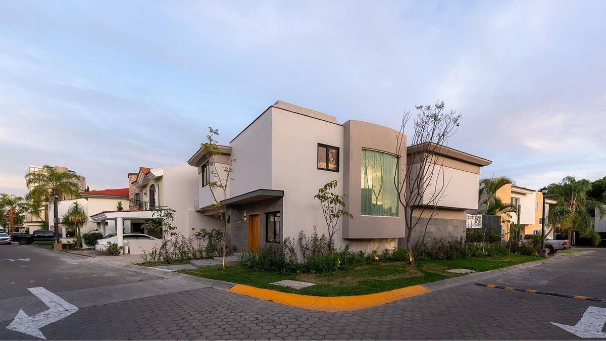 Casa em Virreyes Residencial, Zapopan, foto 2 de 28