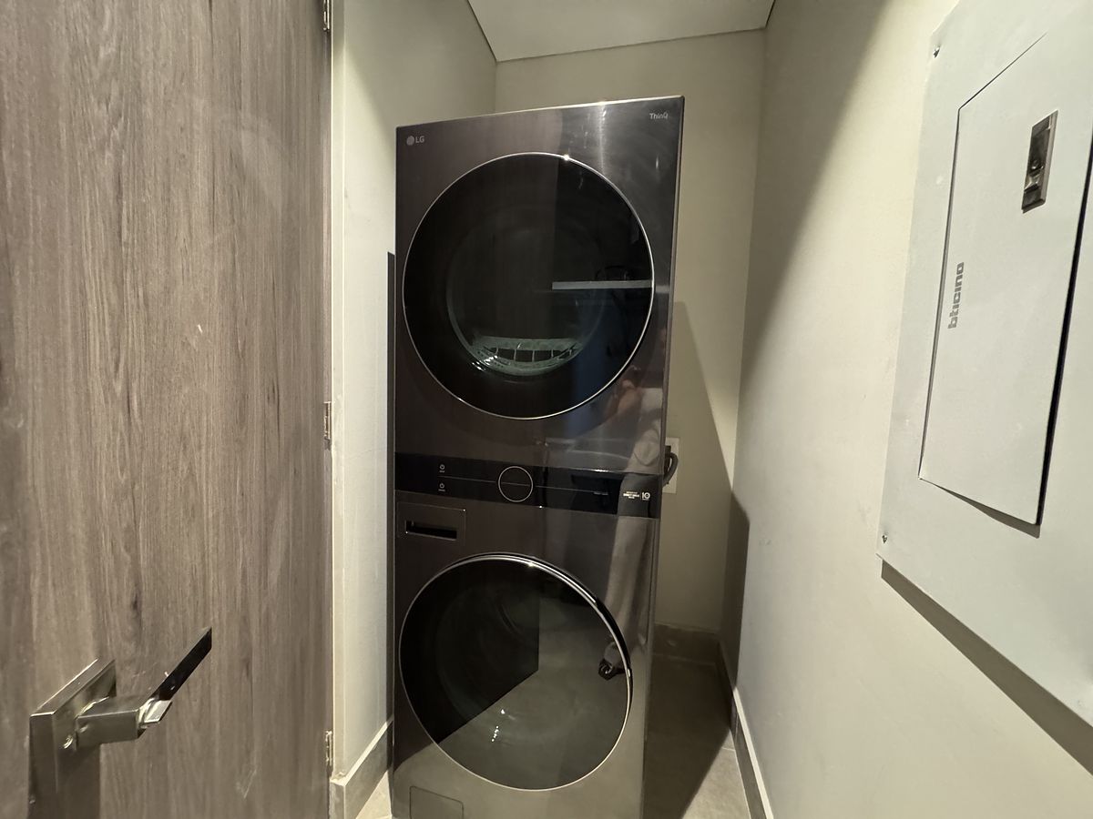 6 of 15: CENTRO DE LAVADO