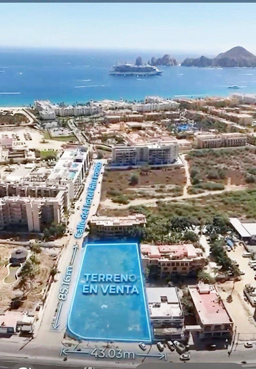 3 de 10: Terreno el Tezal, en la entrada del Hotel RIU