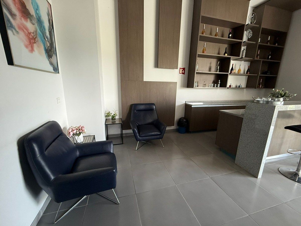 28 de 35: AMENIDADES