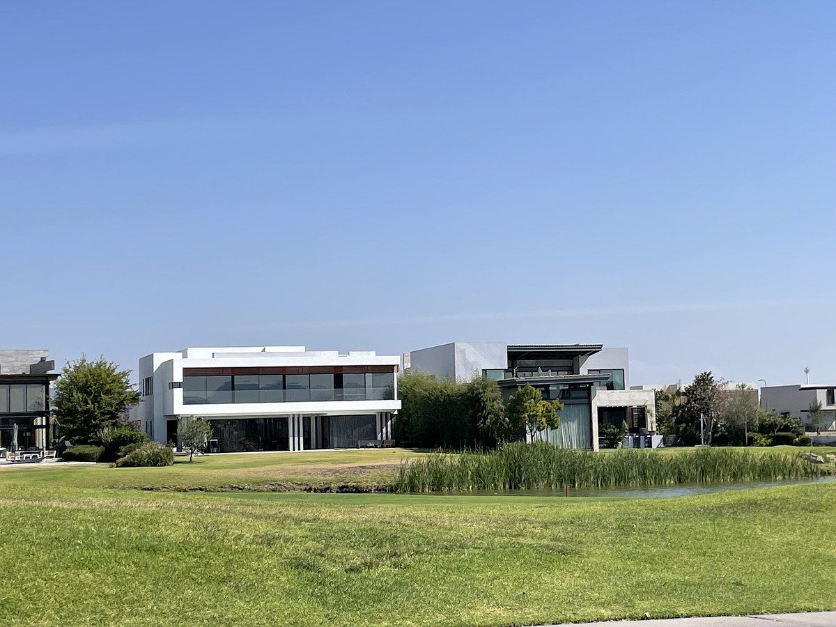 11 de 13: Espectacular vista al lago y campo