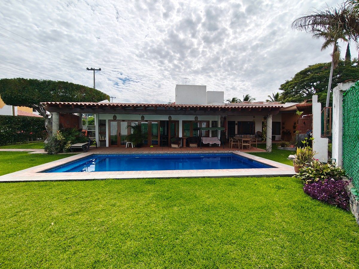 Casa em Lomas de Cocoyoc, Atlatlahucan, foto 2 de 36