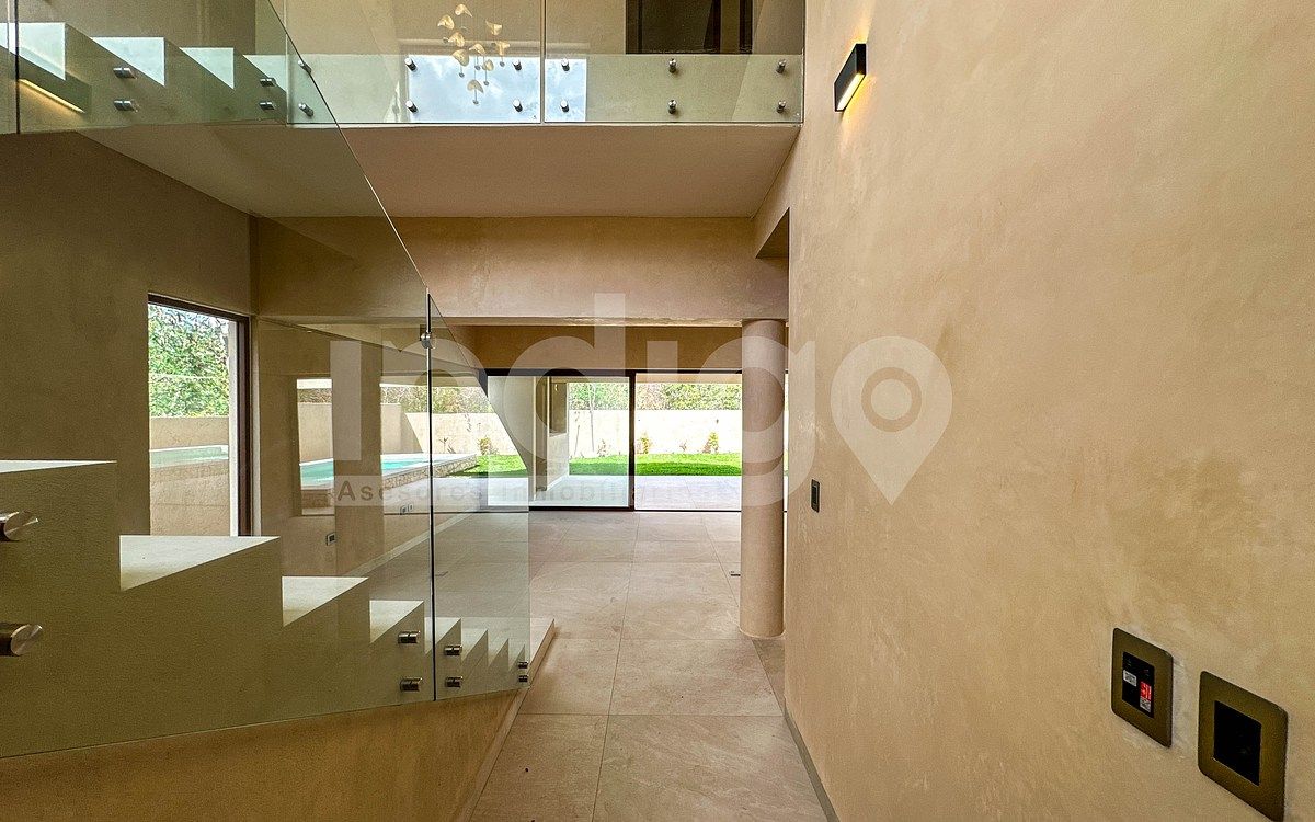 4 de 50: Vestíbulo de Acceso