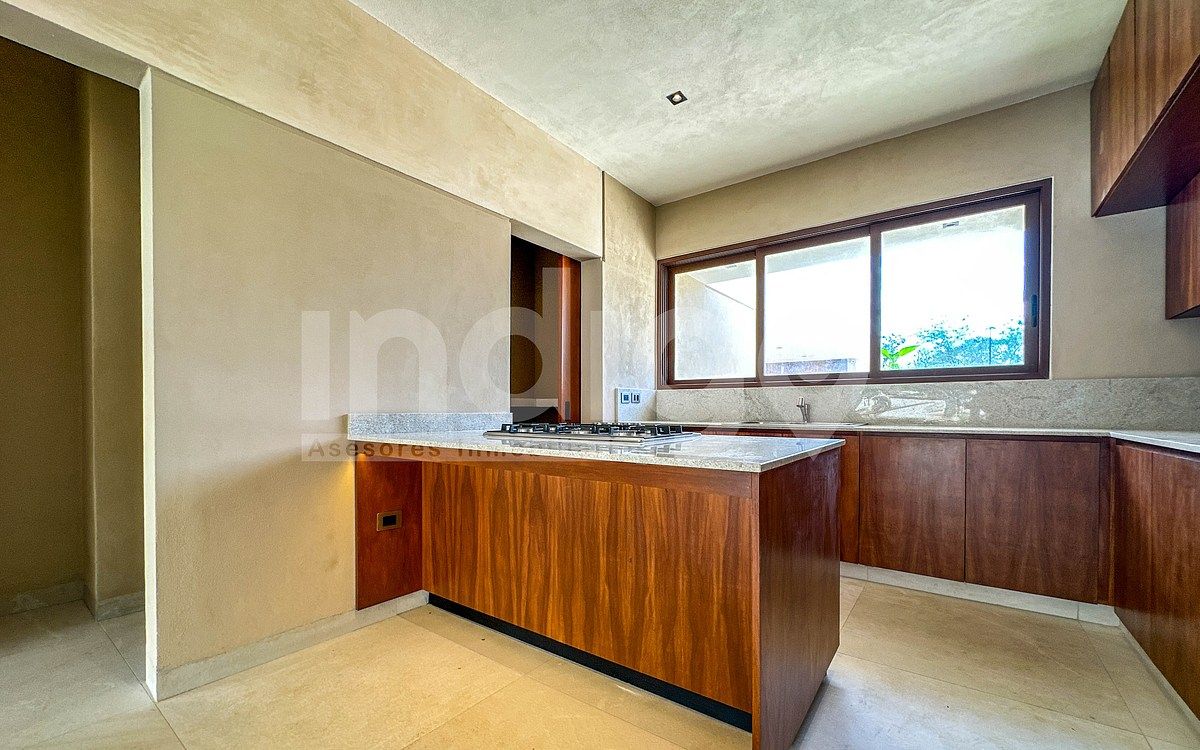 10 de 50: Cocina con Barra Desayunador