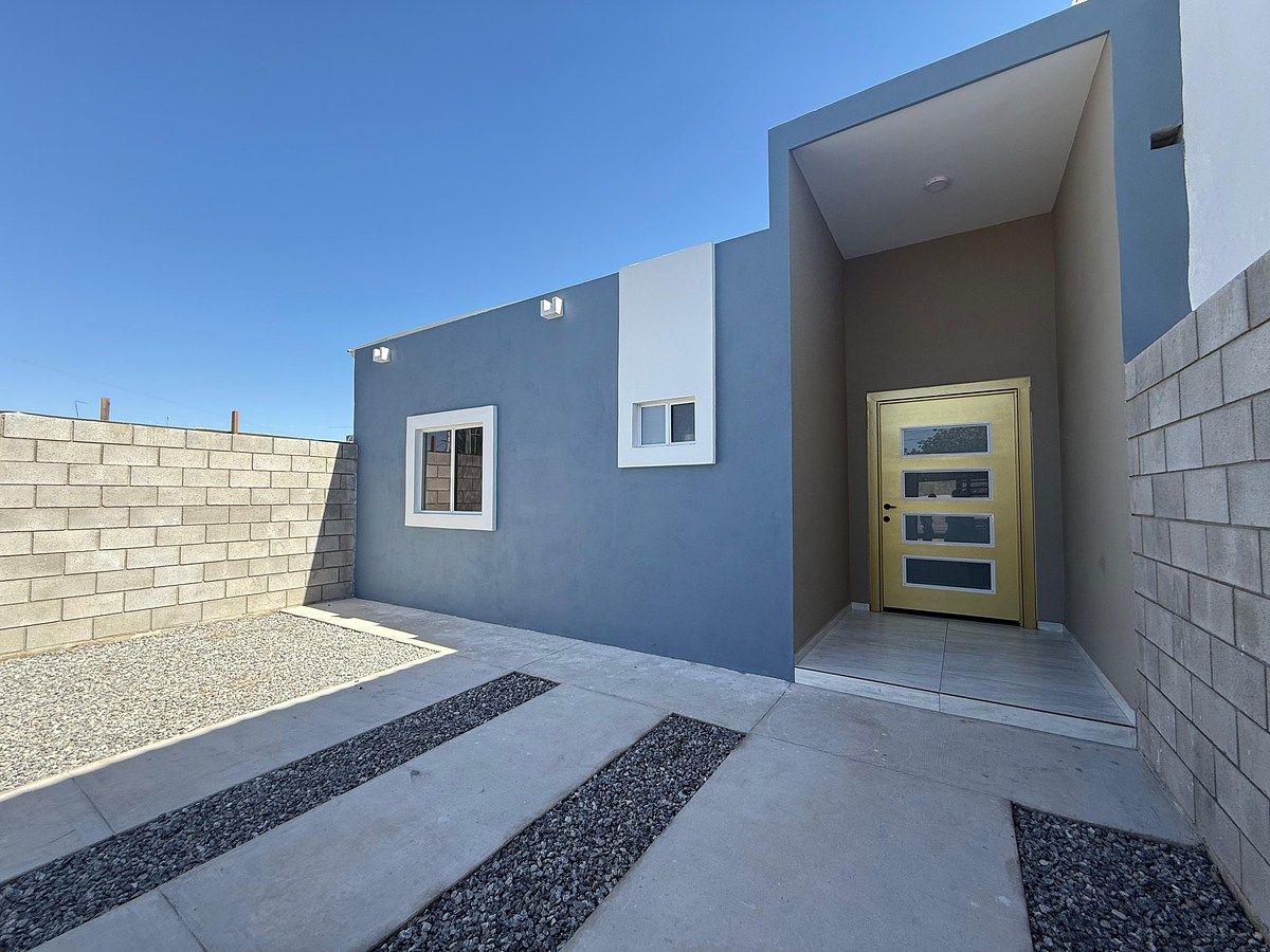 Casa em Lomas de Abasolo, Mexicali, foto 3 de 18