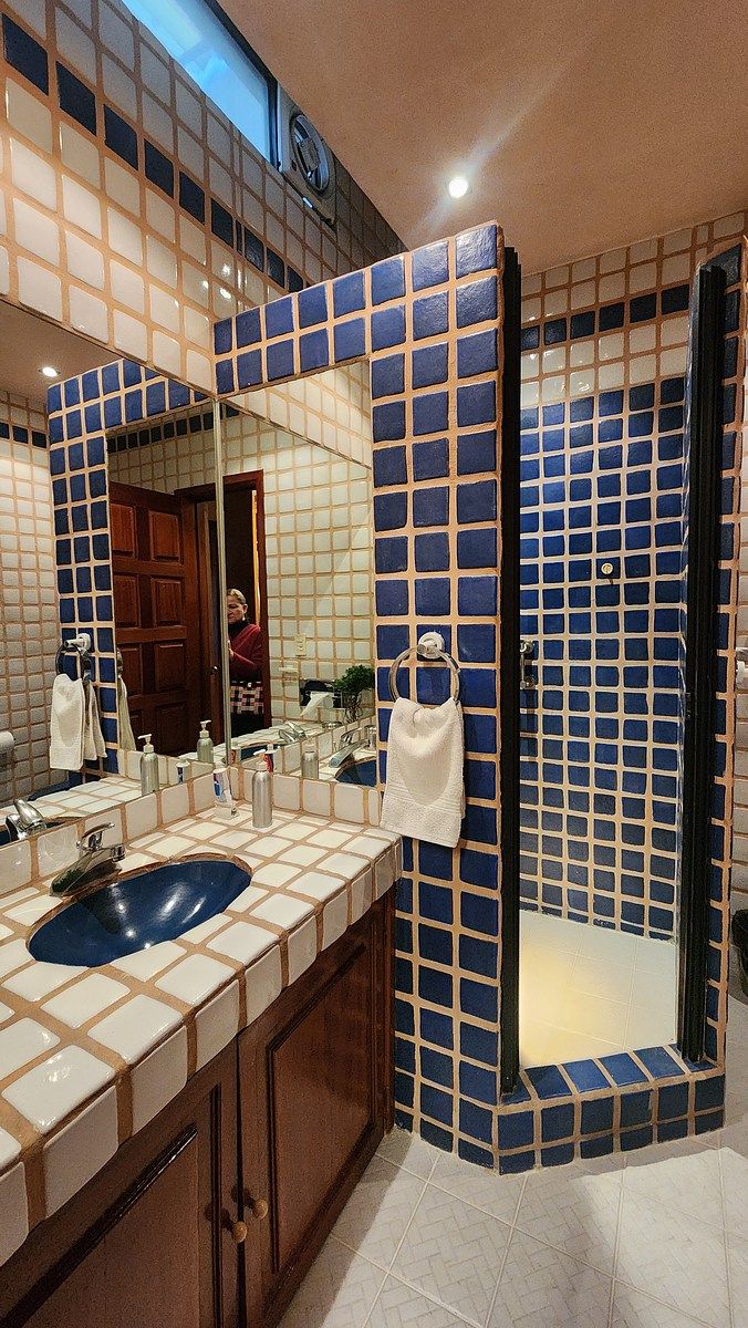 17 of 37: Baño recámara 1