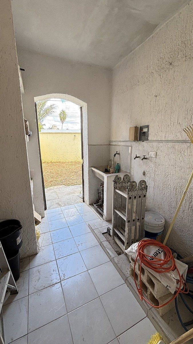 15 de 34: cuarto de lavado