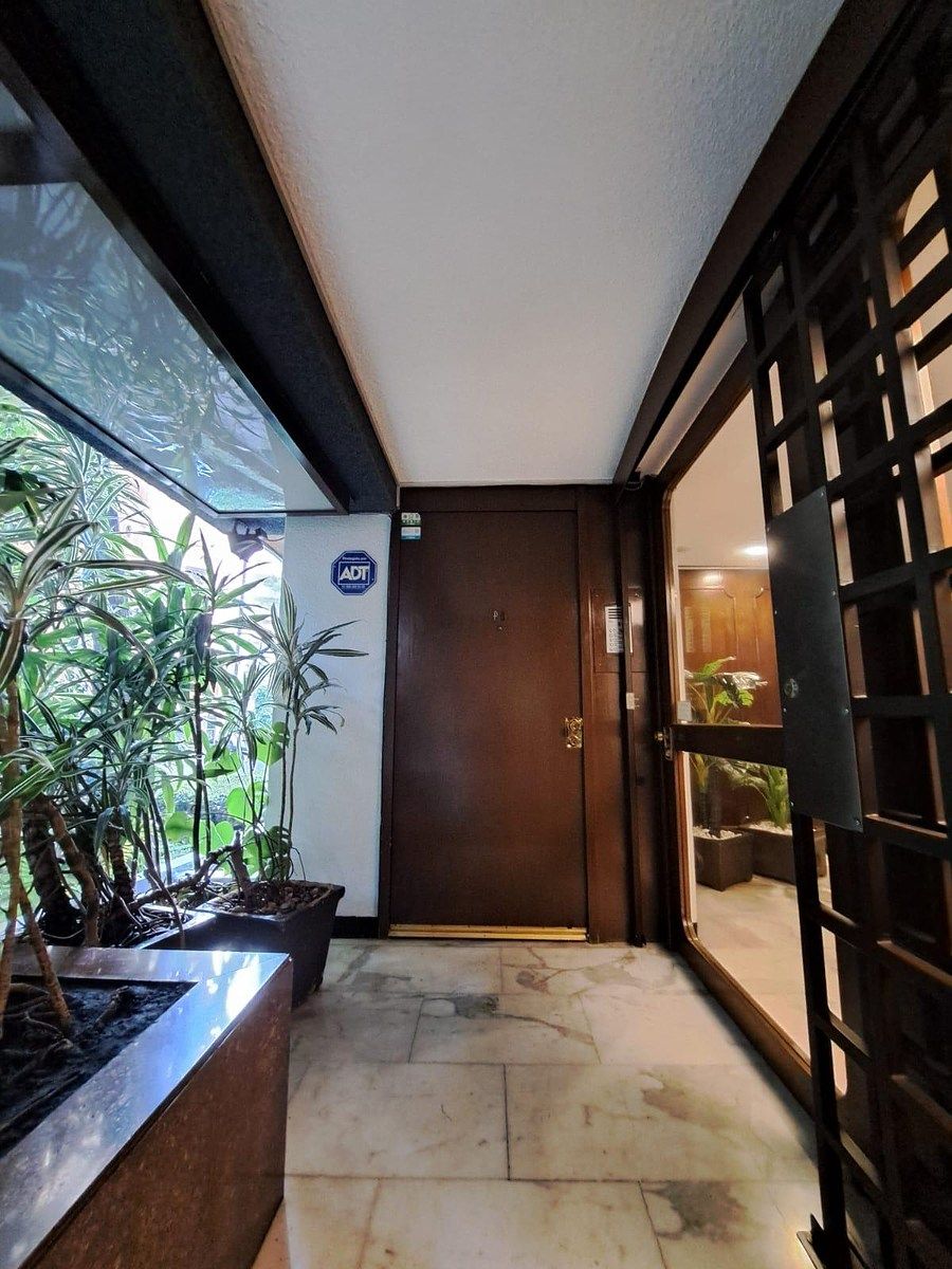 2 de 18: Entrada independiente