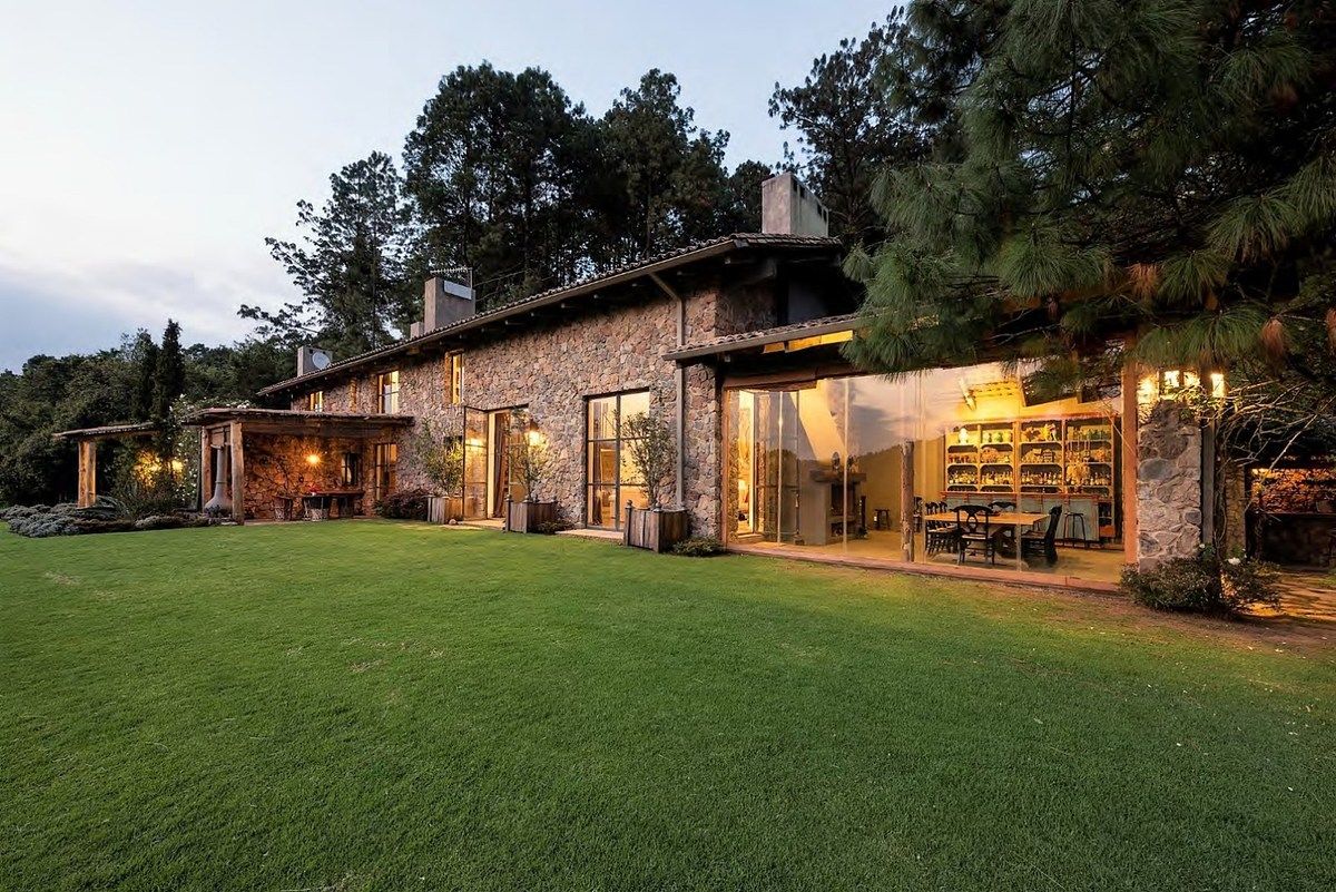 1 of 29: Casa principal