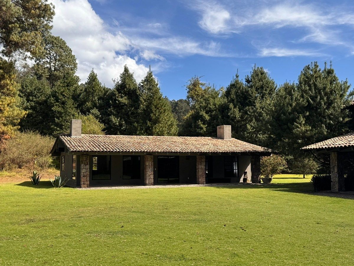 23 of 29: Casa Chica