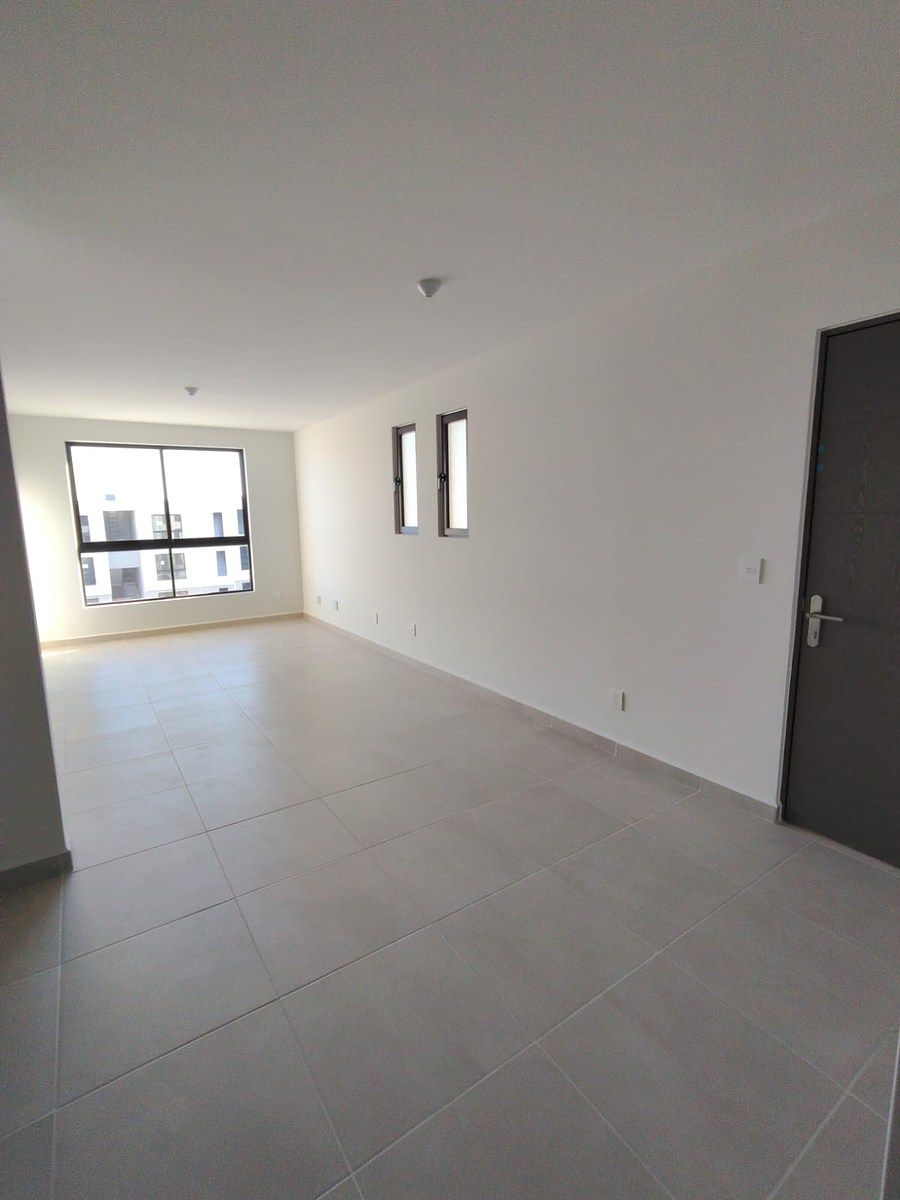 3 de 11: Sala Comedor