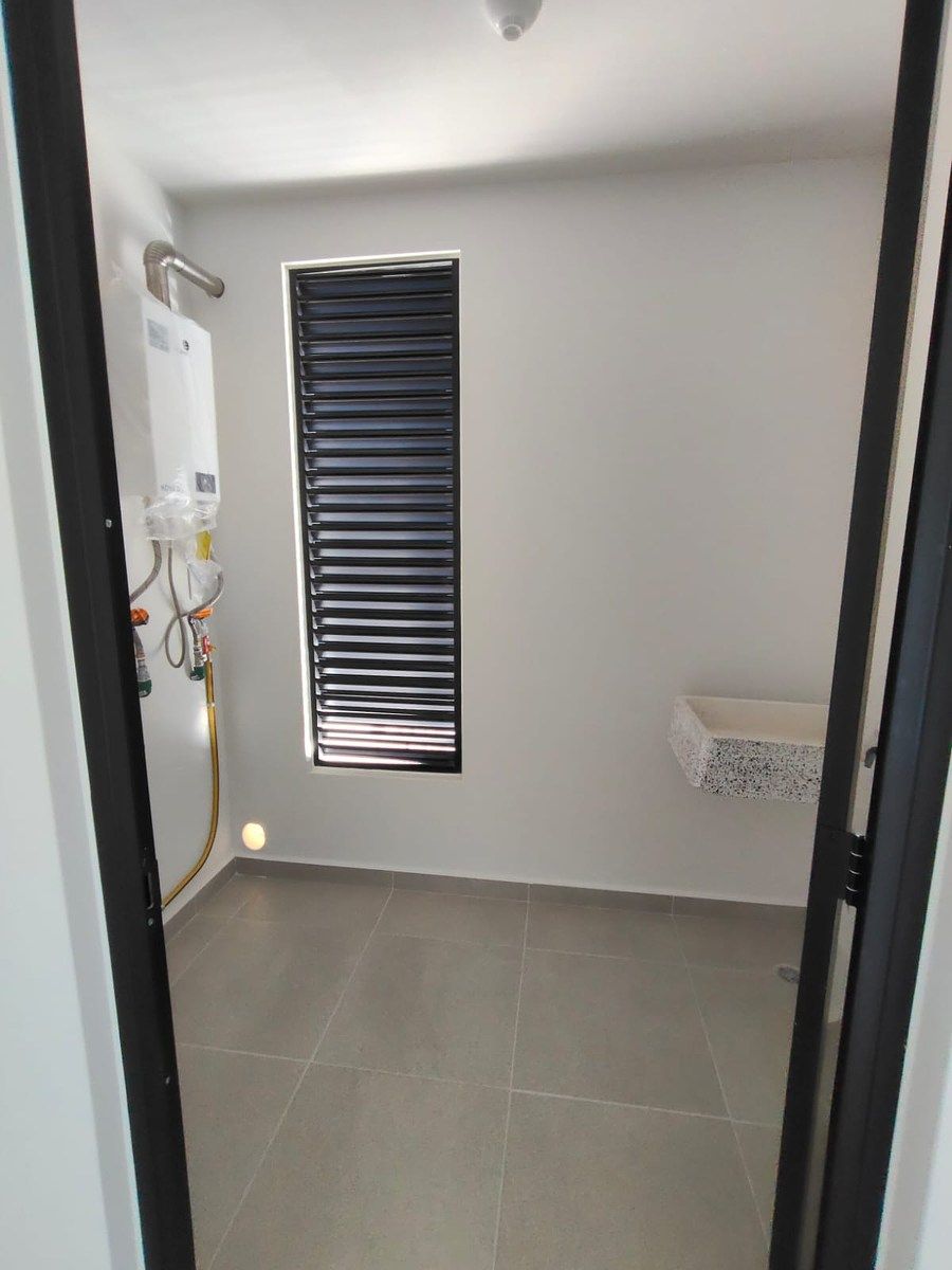 5 de 11: Cuarto Lavado