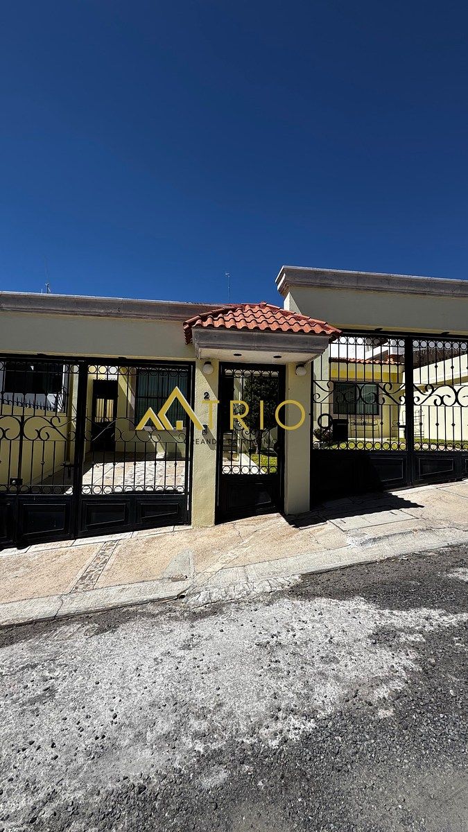 3 de 19: Fachada exterior