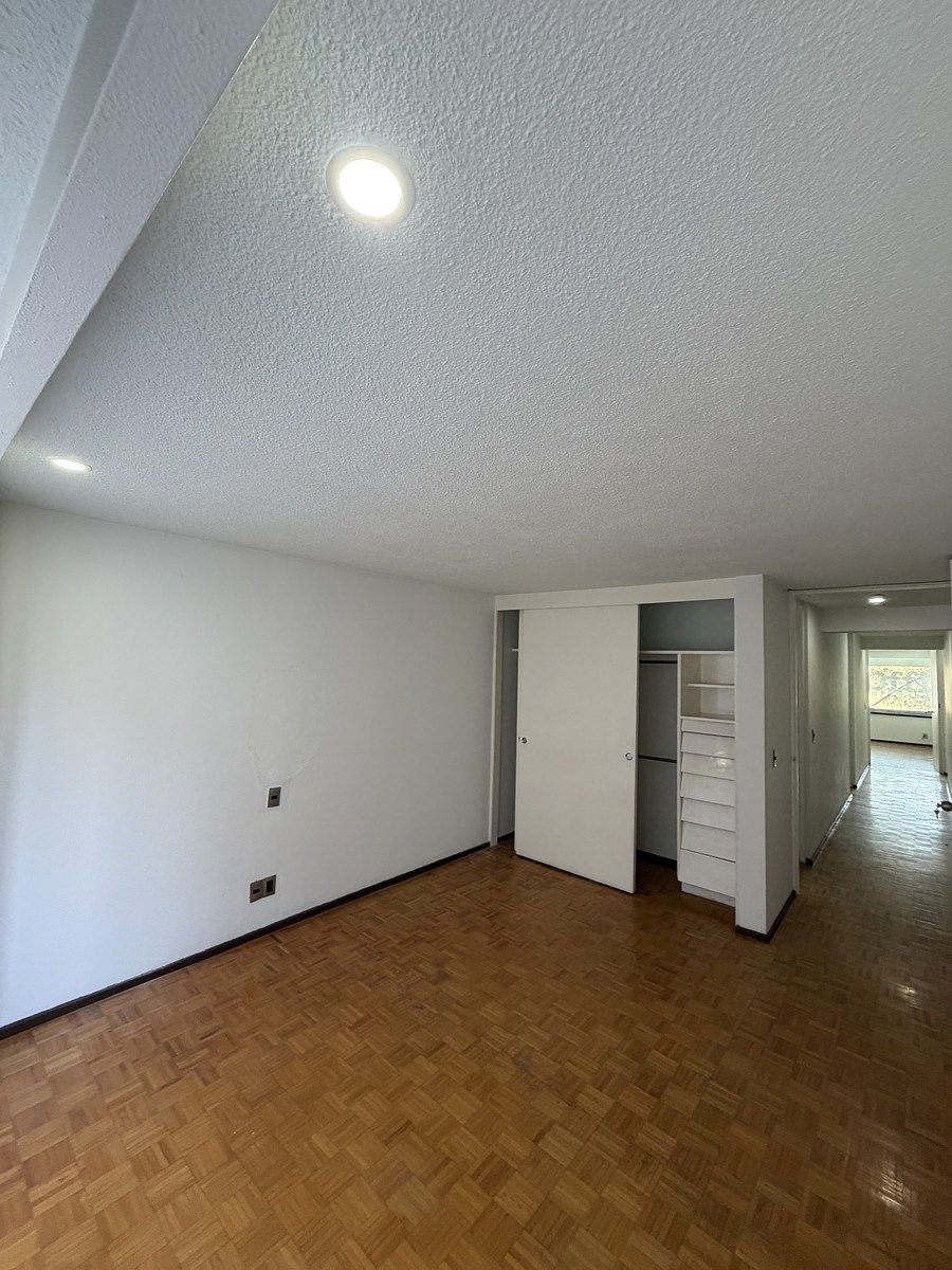 10 de 18: RECAMARA 2