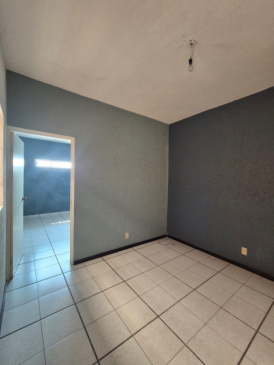 10 of 19: Oficina - Real