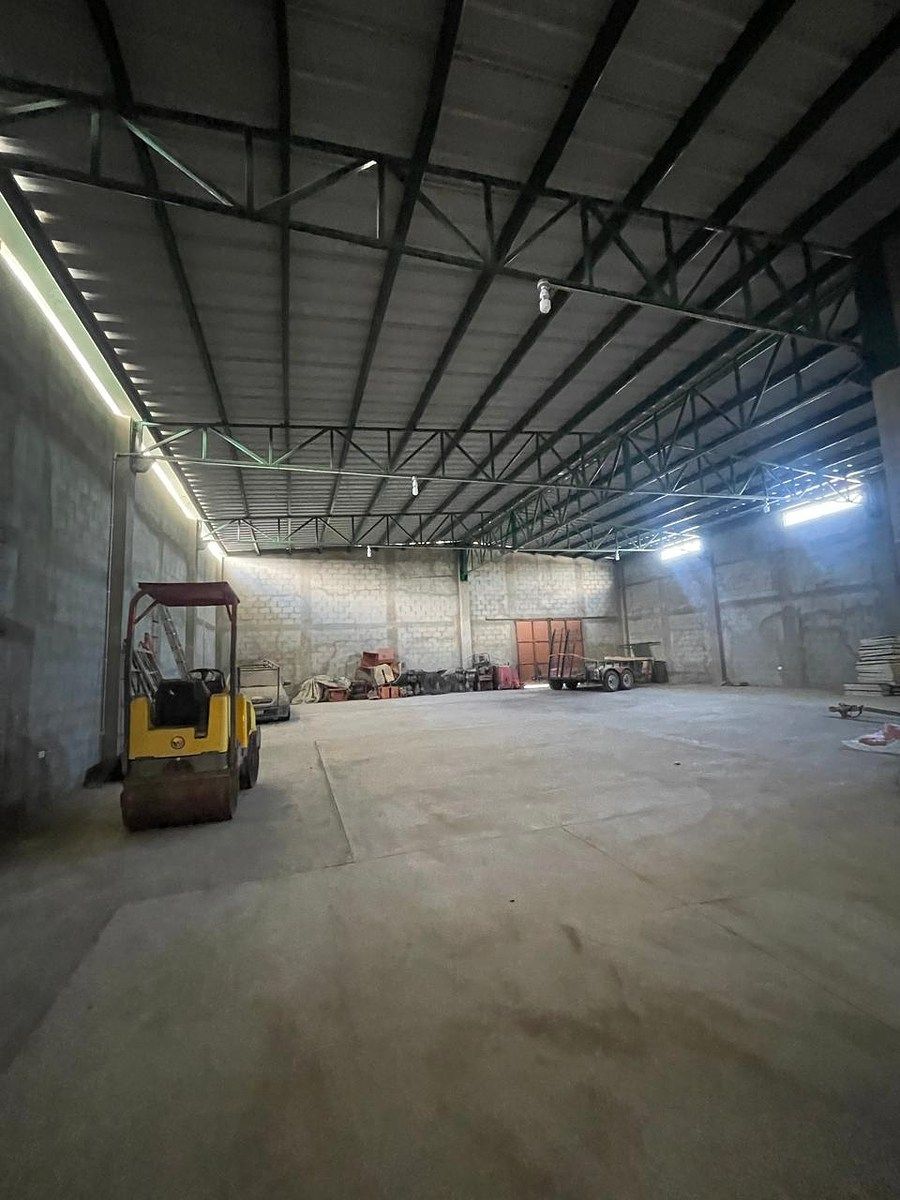 4 de 23: Interior de la Bodega