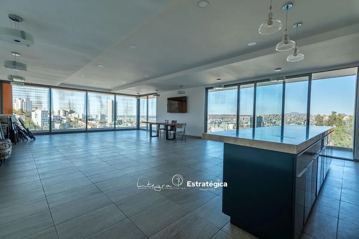 37 de 37: Salón de uso múltiple