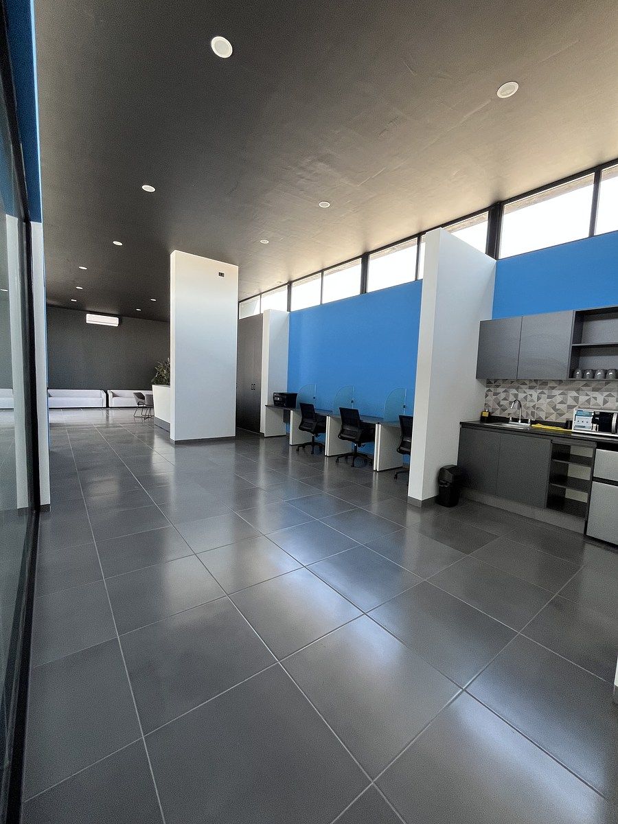 23 de 36: AREA DE OFICINAS