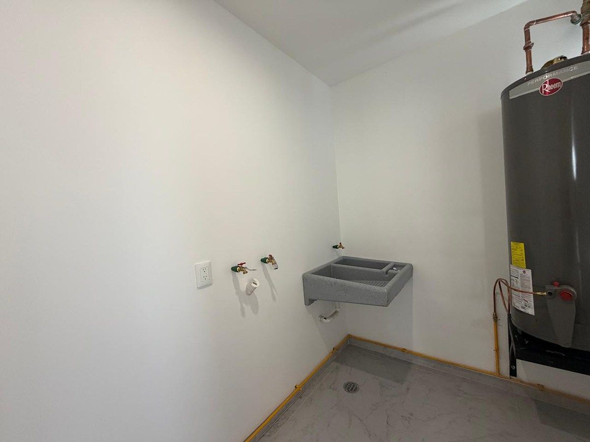 23 de 25: Cuarto de Lavado