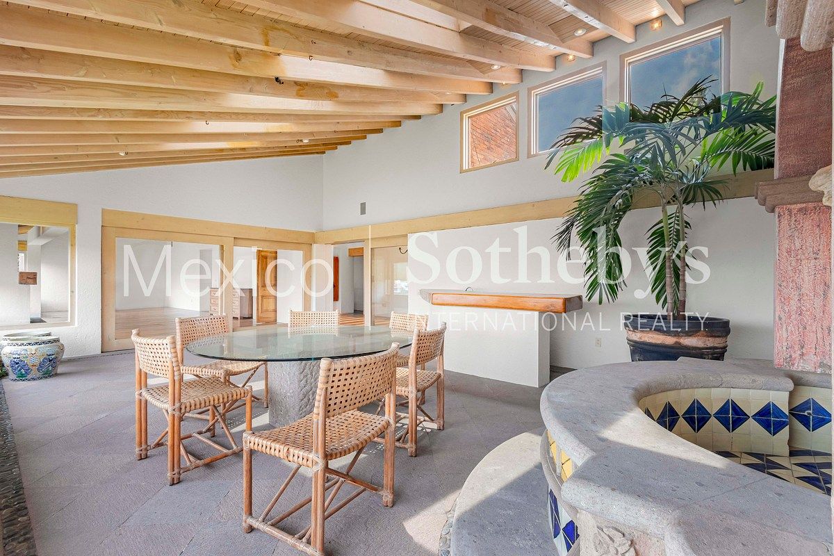 Casa en venta Lomas Altas, CDMX - foto 1