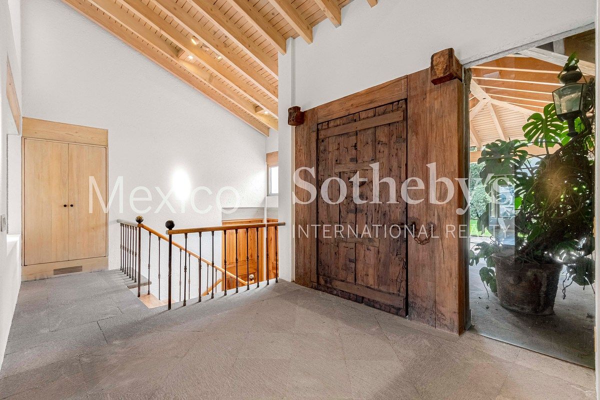 Casa en venta Lomas Altas, CDMX - foto 3