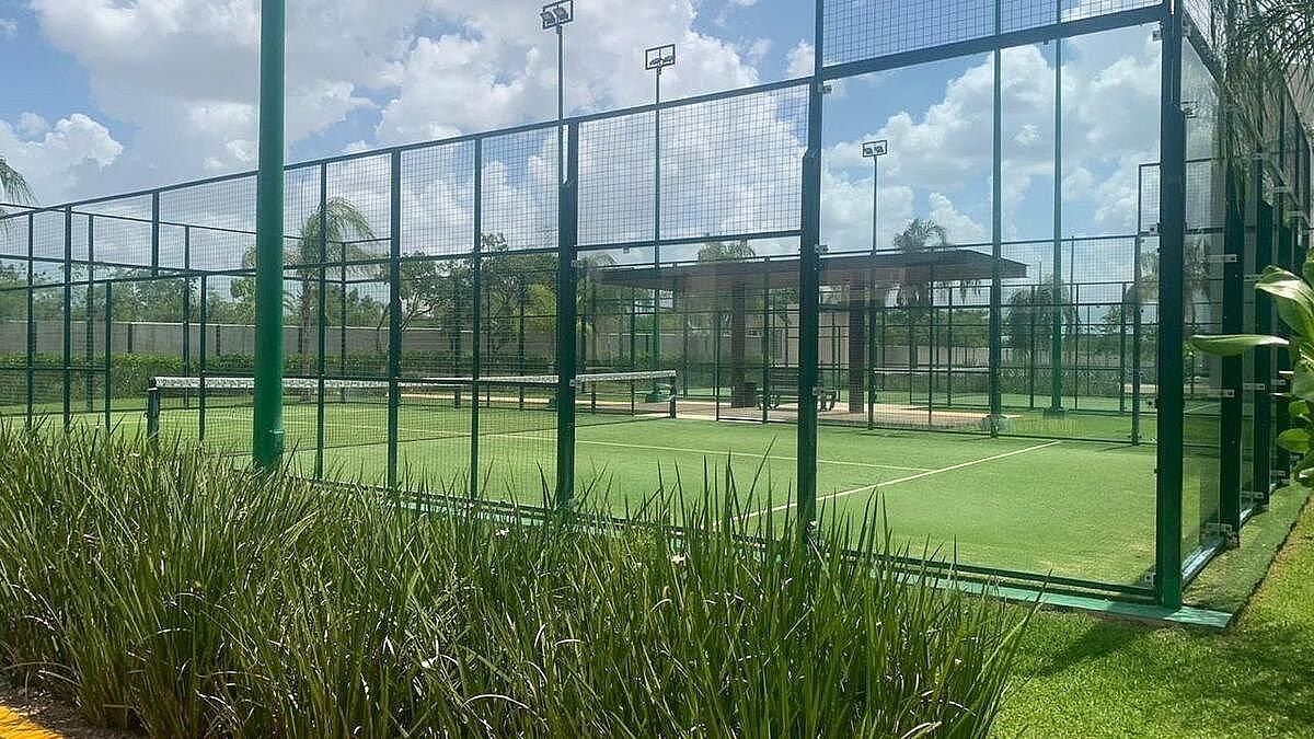 12 de 12: Canchas de Pádel