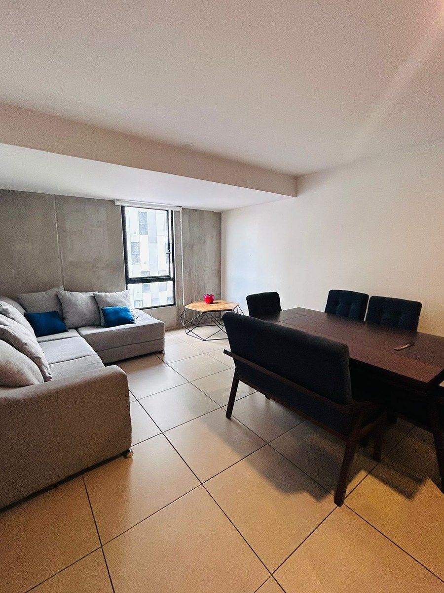 6 de 14: Sala - comedor