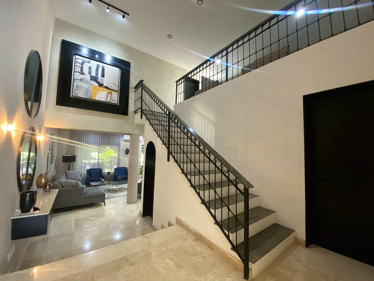 1 de 43: Entrada principal