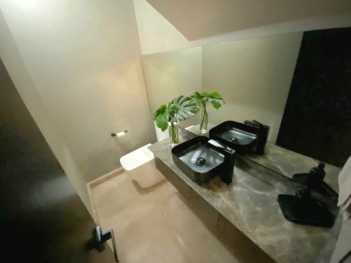 5 de 43: Medio baño visitas