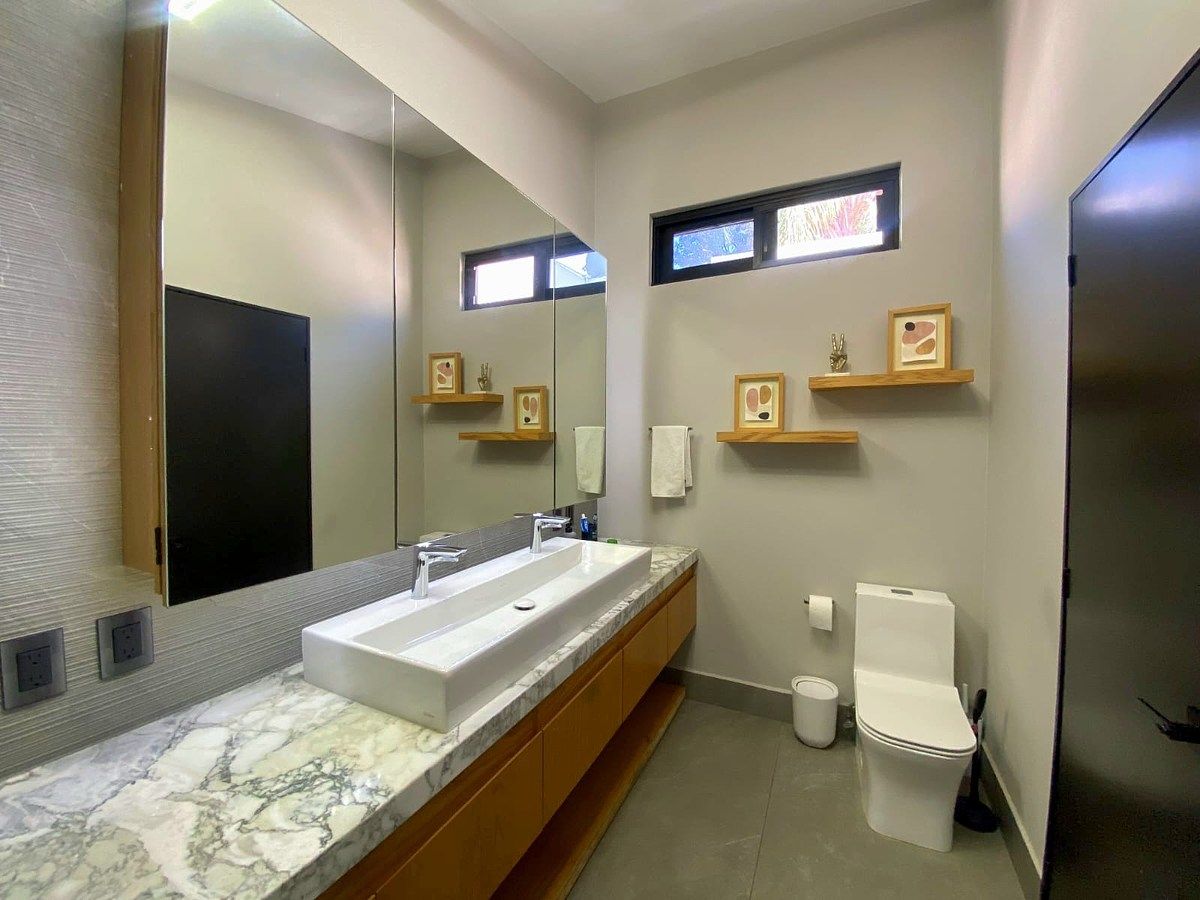 36 de 43: Baño recámara principal