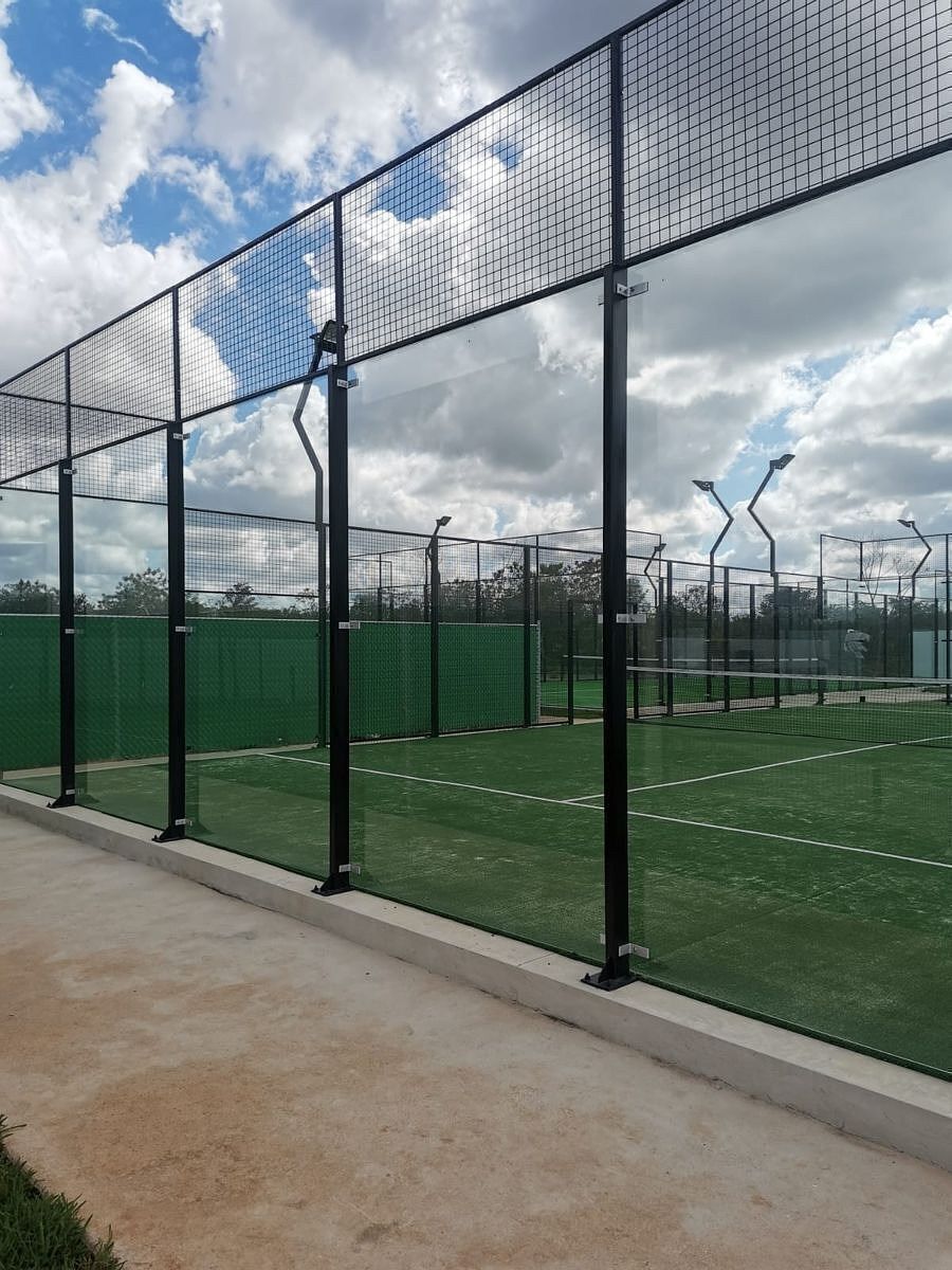 13 de 19: Cancha Deportiva