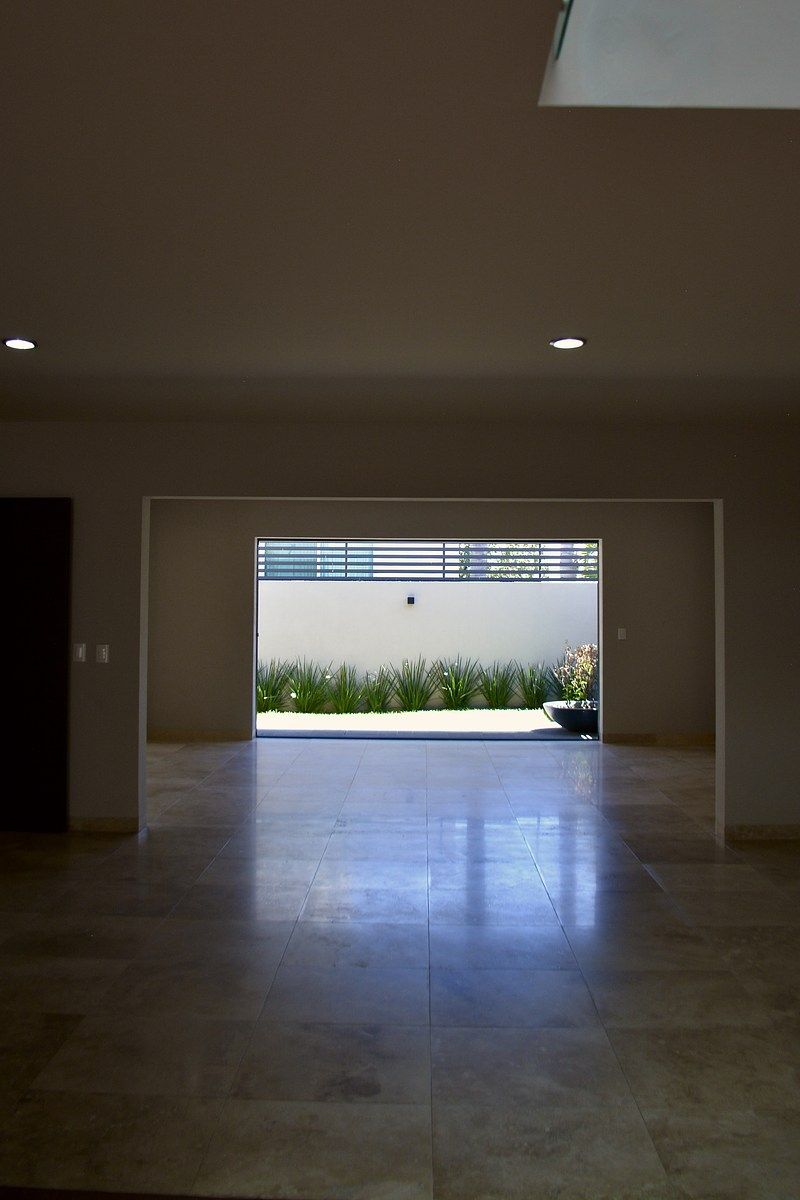 6 de 30: Estancias hacia jardín