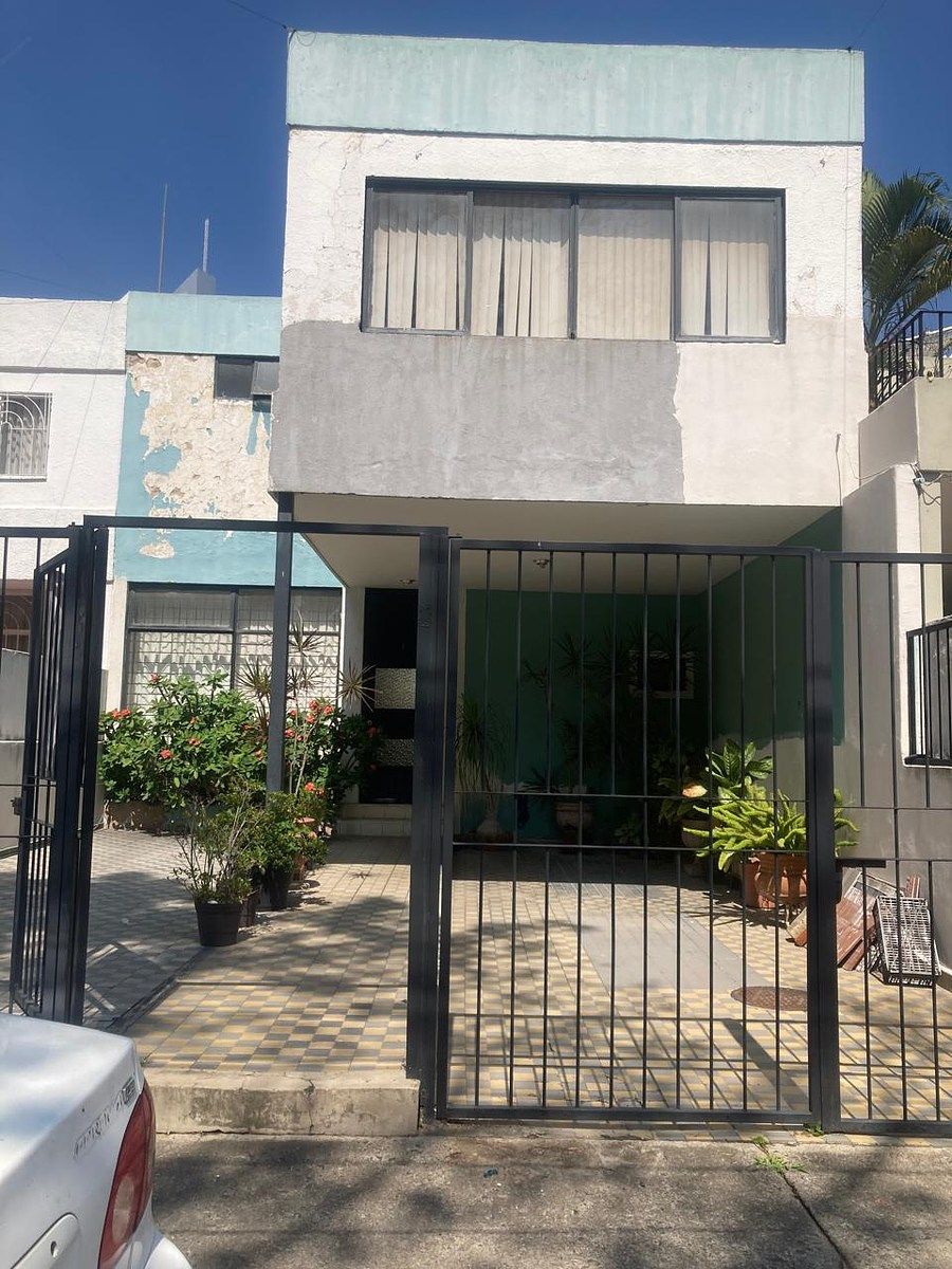 Casa en Venta Jardines De Los Arcos, foto 1 de 43