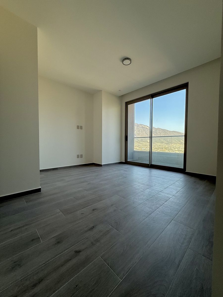 1 of 14: Recámara 1