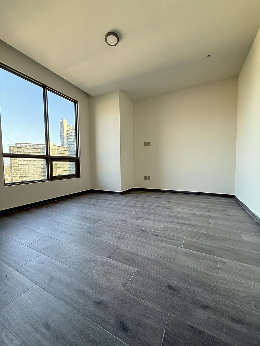 4 of 14: Recámara 2