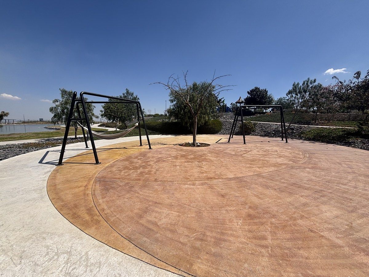 37 of 44: Espacios para ejercitarse .