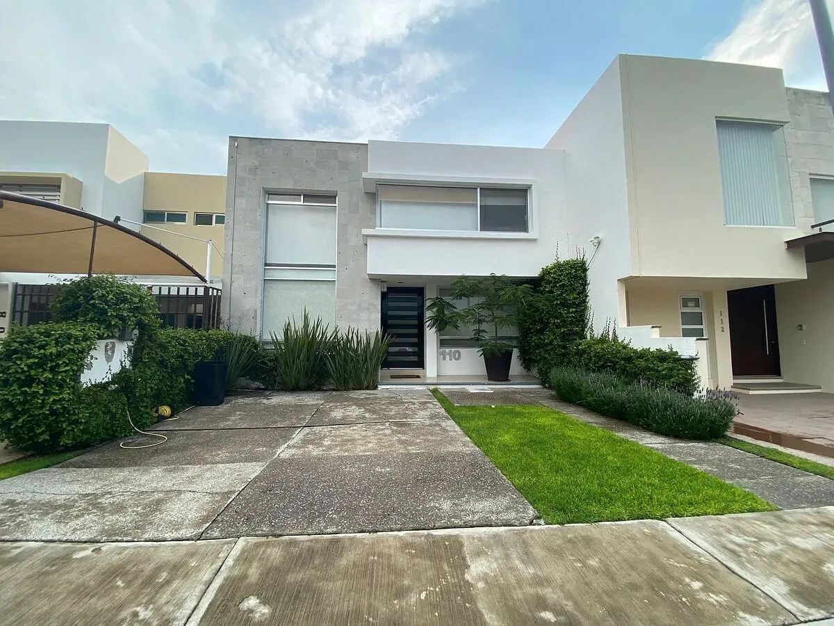 Casa en venta en Cumbres del Lago - foto 1