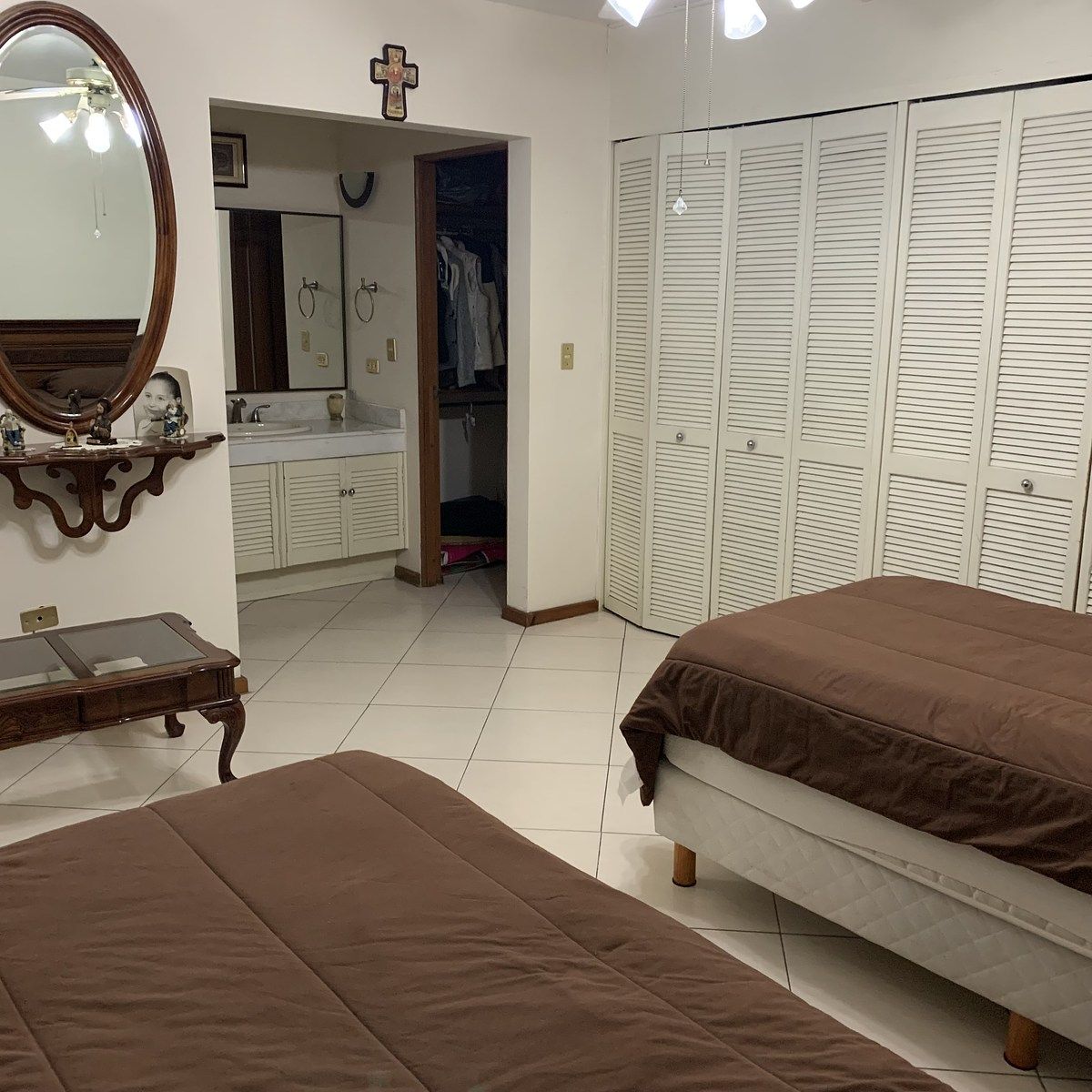 26 de 32: Recamara 1 secundaria grande