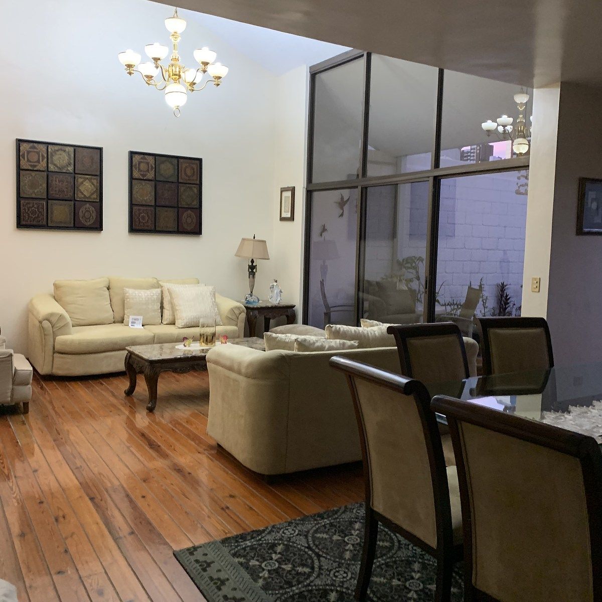 5 de 32: Comedor-Sala