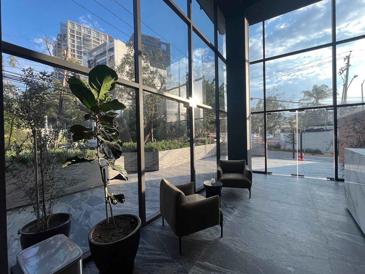 1 de 40: departamento en venta nuevo en el Country