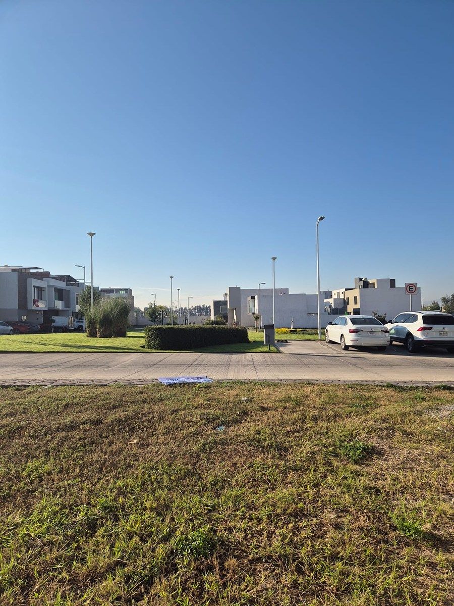 Lot in Valle Imperial, Zapopan, photo 5 of 7