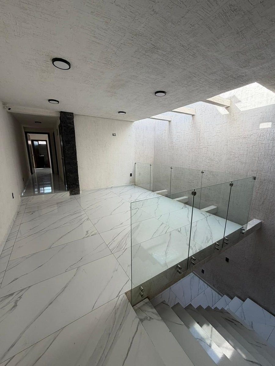 CASA EN VENTA EN OBLATOS - foto 4