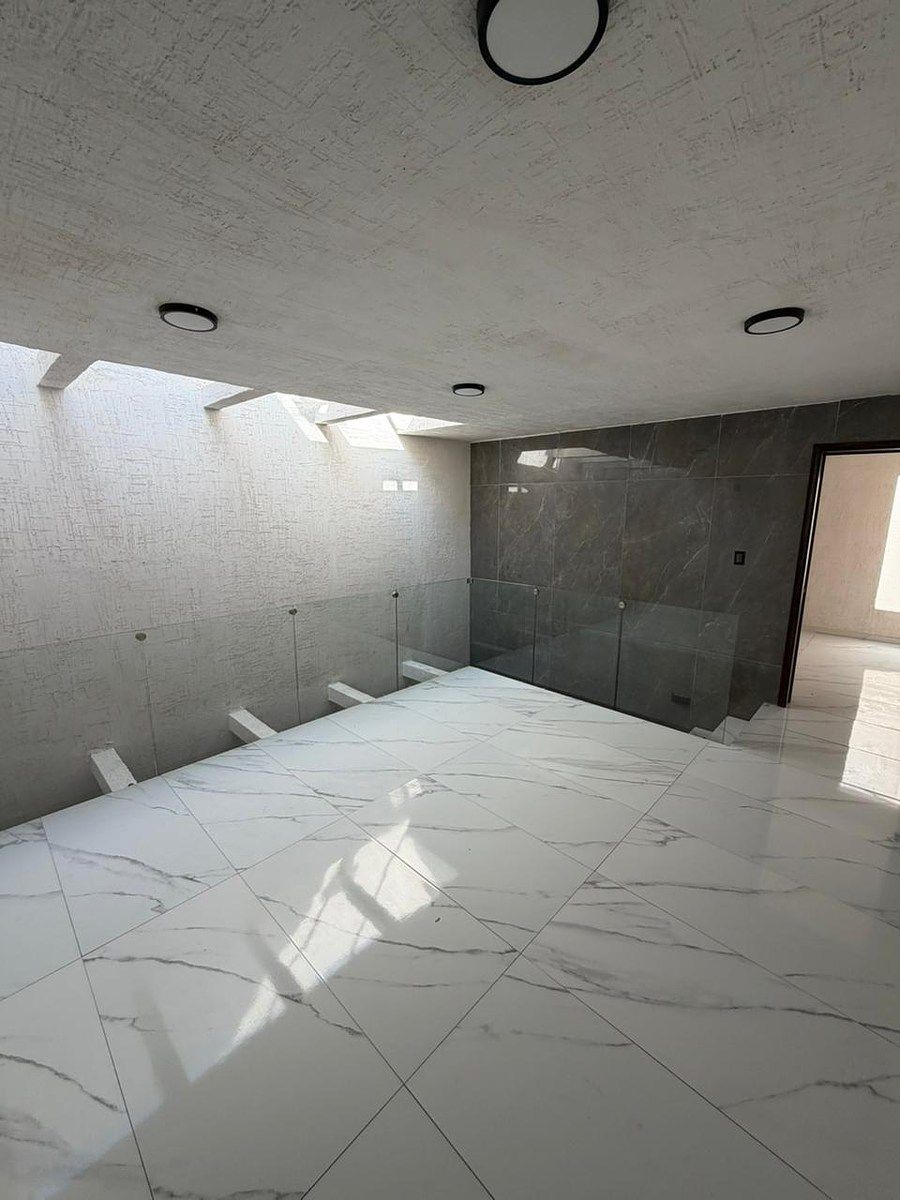 CASA EN VENTA EN OBLATOS - foto 5