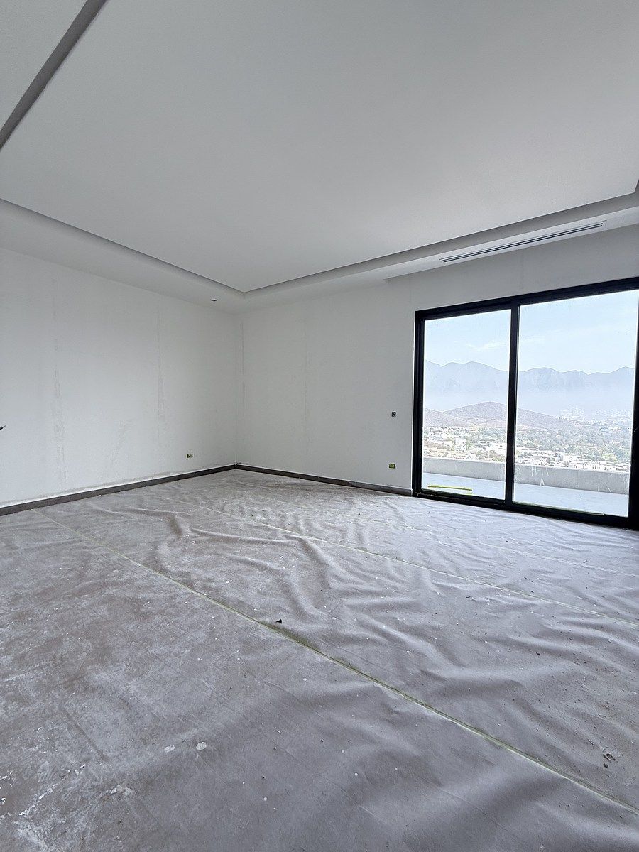 15 of 27: Recámara Principal