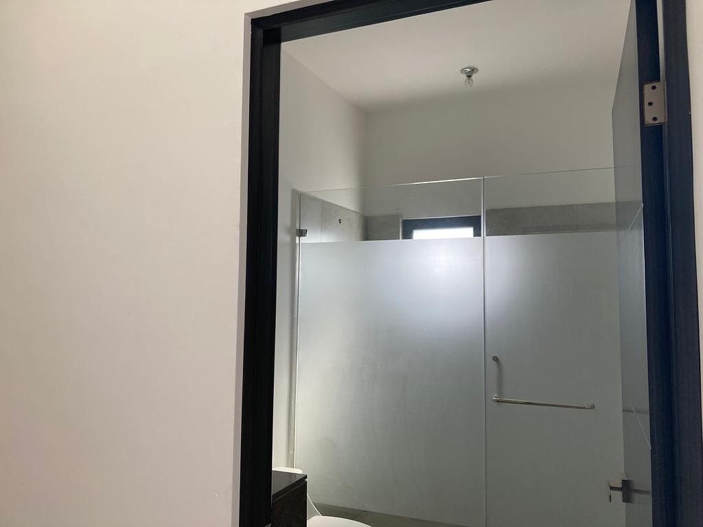 11 de 24: Canceles en baños