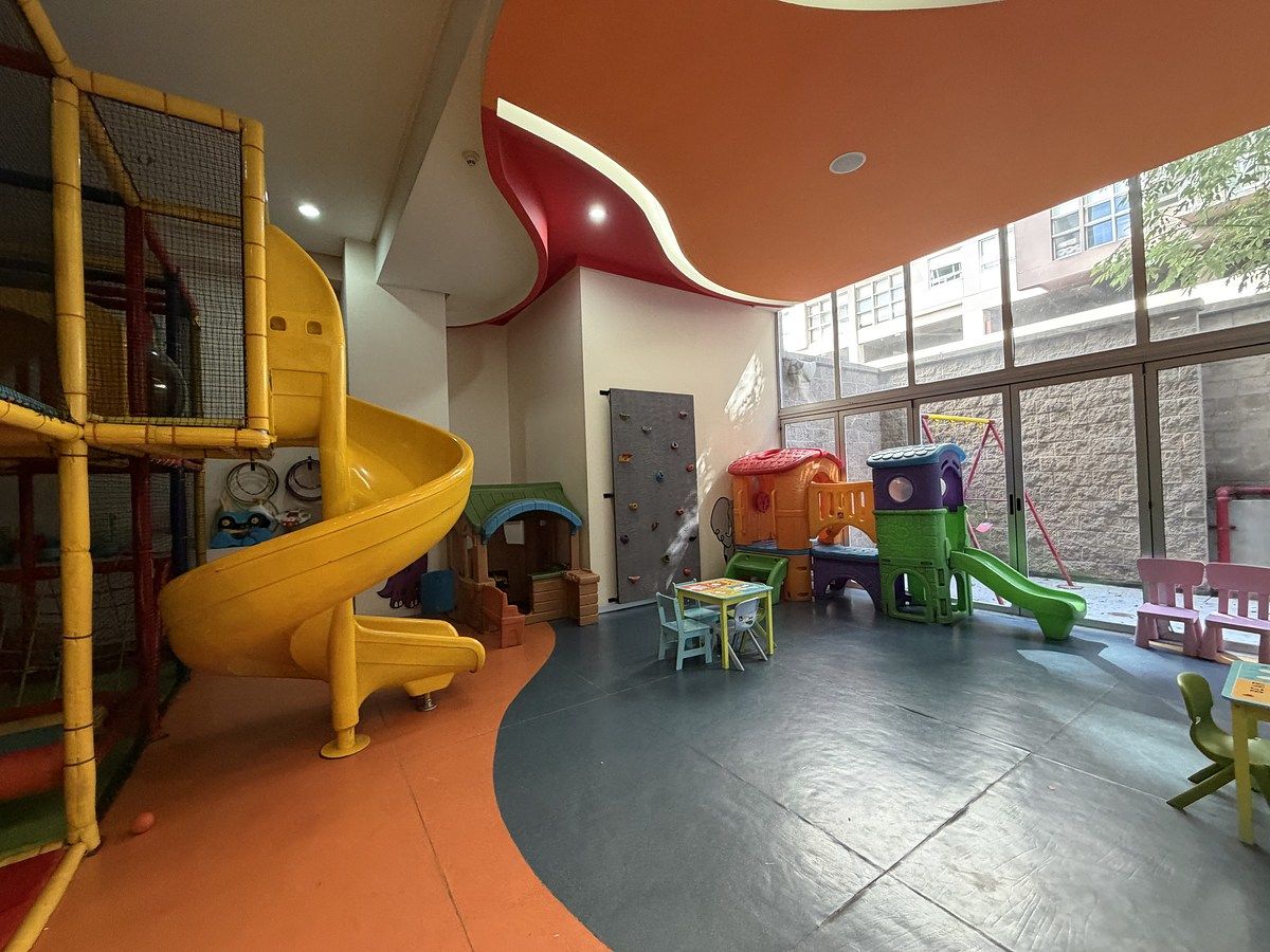 21 de 22: Área de niños