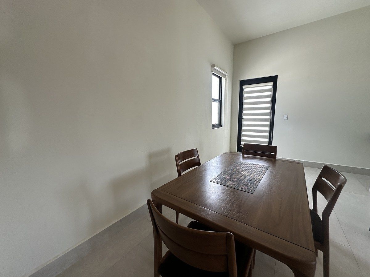 14 of 43: AREADE ESTUDIO EN PLANTA ALTA