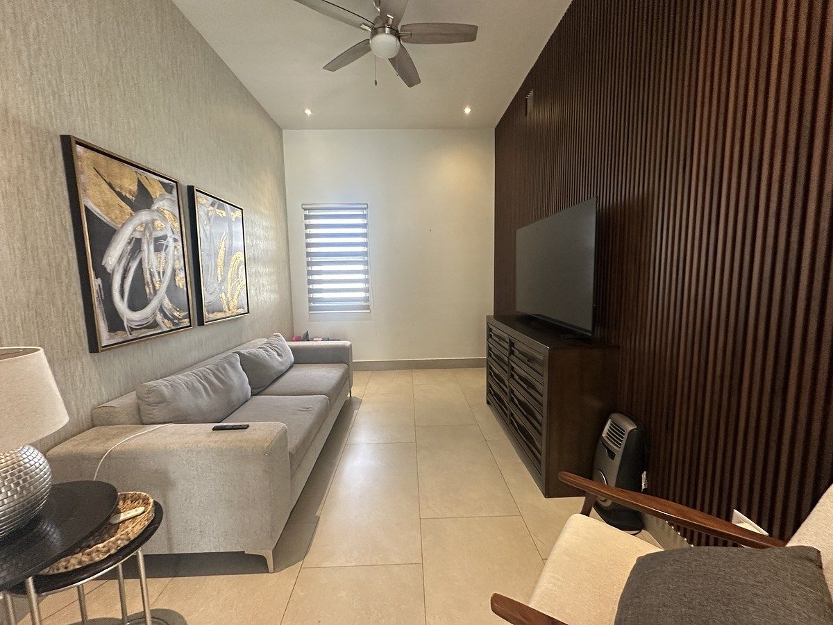 28 of 43: ESTANCIA FAMILIAR DE PLANTA BAJA