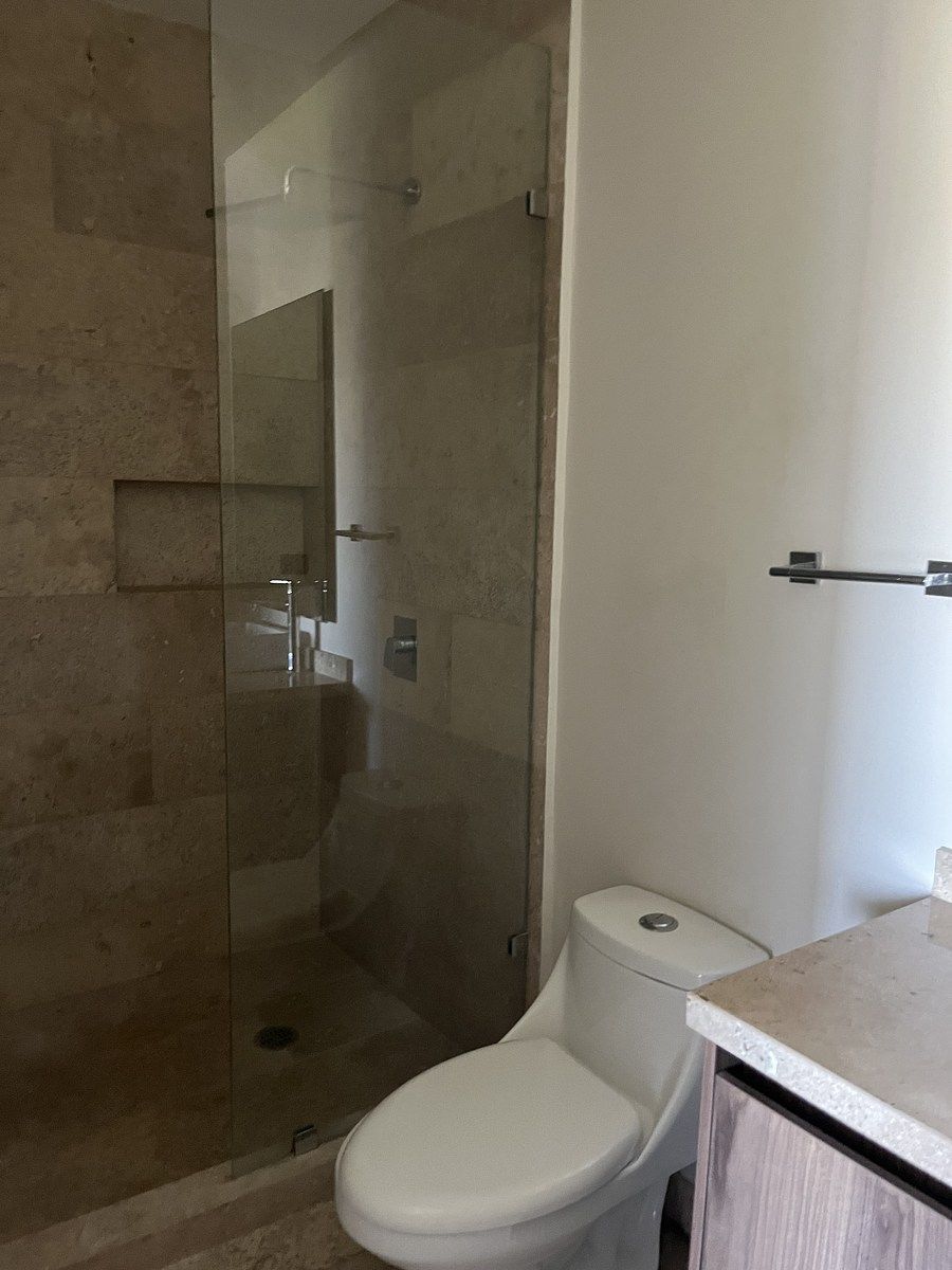 15 de 19: Baño recámara principal